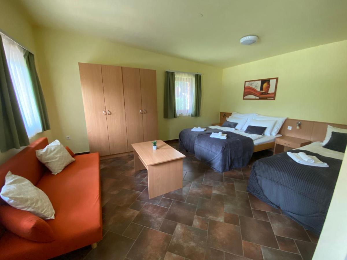 Matra Kemping Apartmanok Matrafured Εξωτερικό φωτογραφία