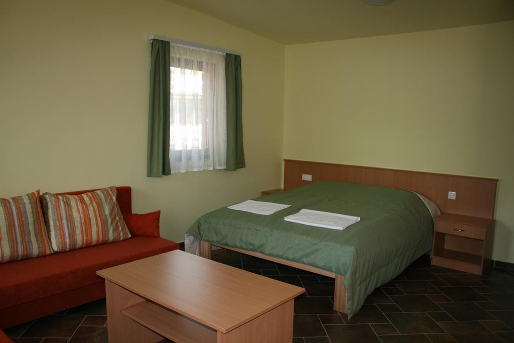 Matra Kemping Apartmanok Matrafured Δωμάτιο φωτογραφία