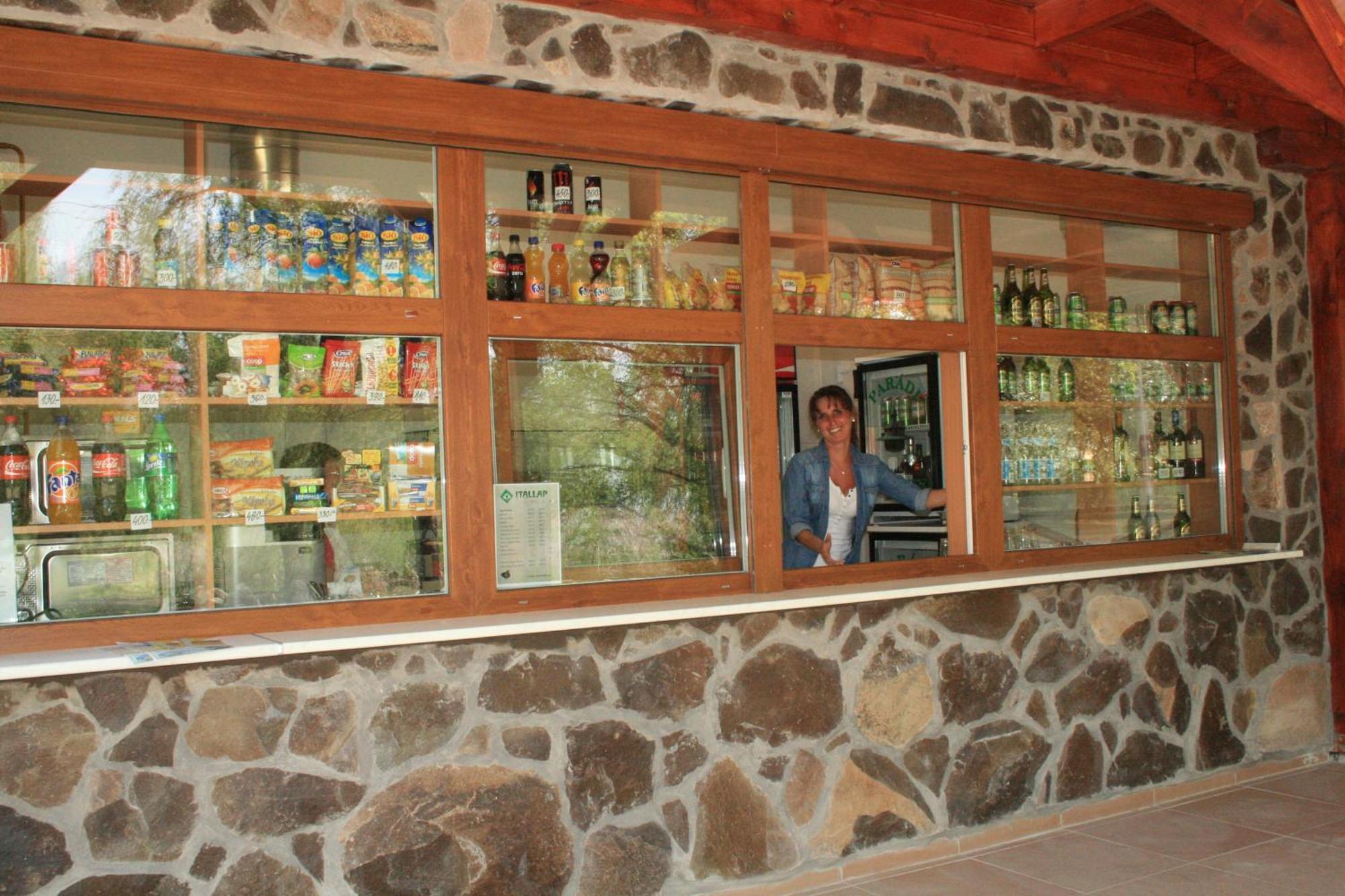 Matra Kemping Apartmanok Matrafured Εξωτερικό φωτογραφία